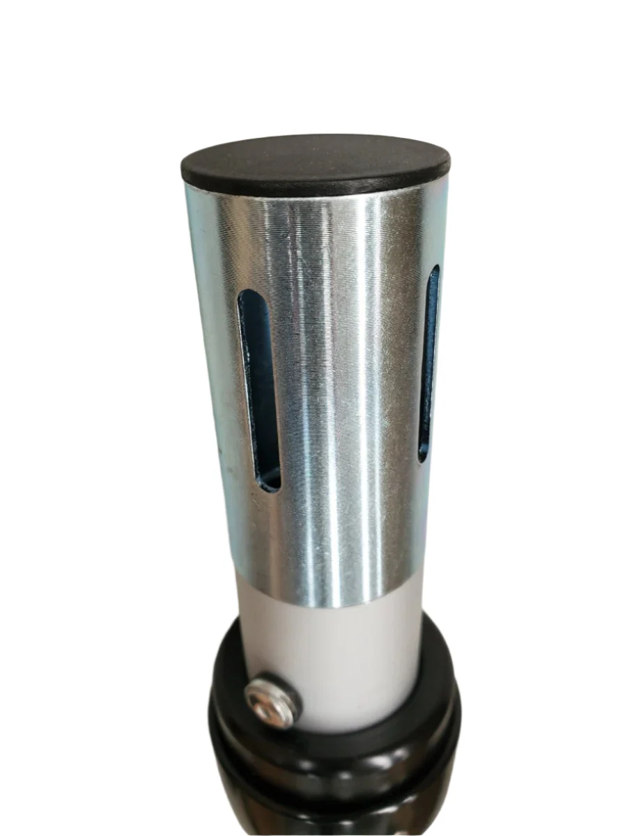 1.8m - 3m Pipe and Drape Telescopic upright - minimum height 1.8m - maximum height 3m - Image 3