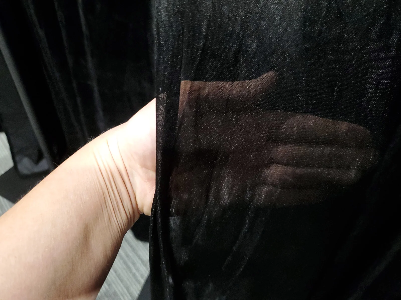 3m drop x 6m wide SILK BLACK drape - Image 3