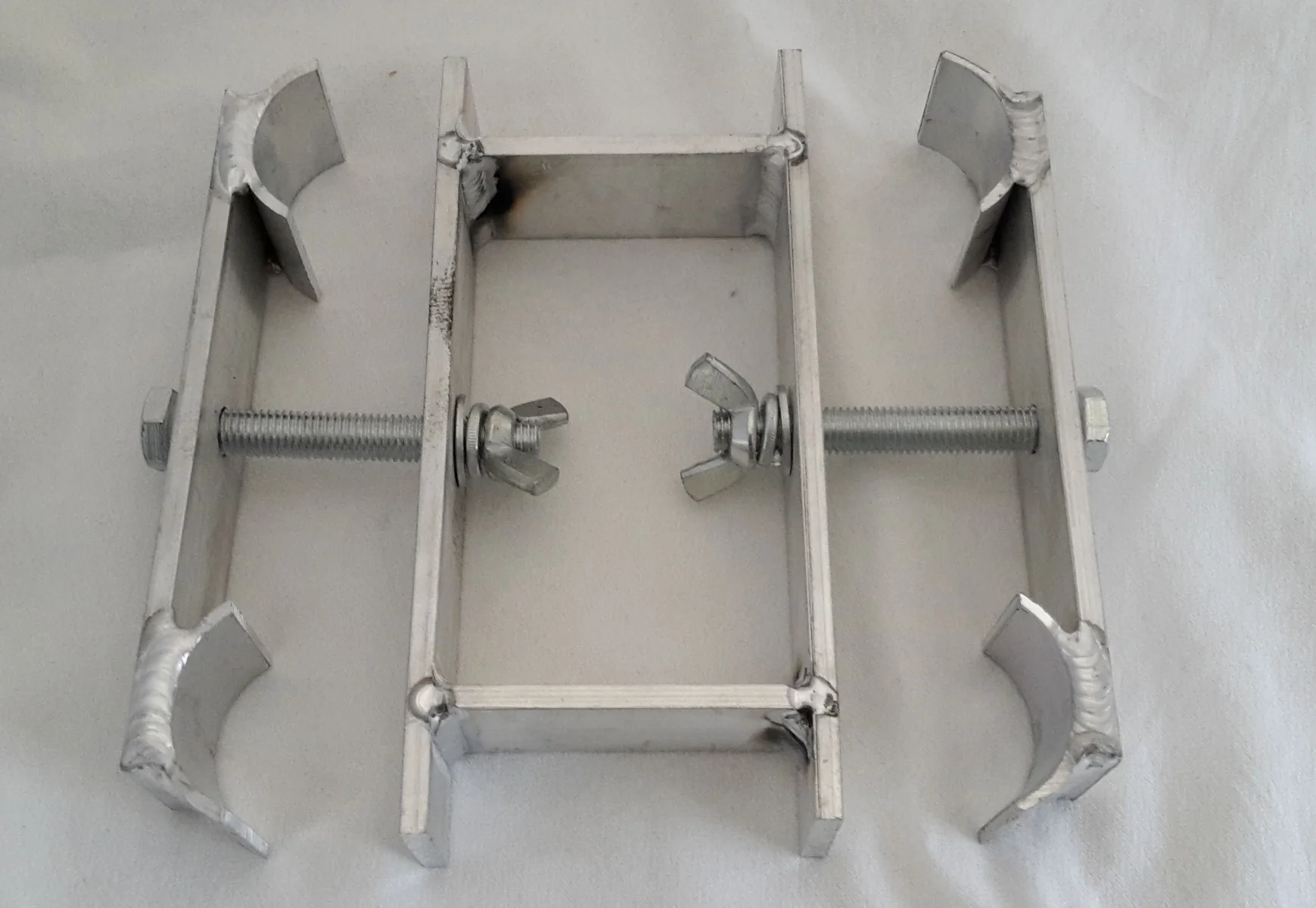 4-way leg clamp