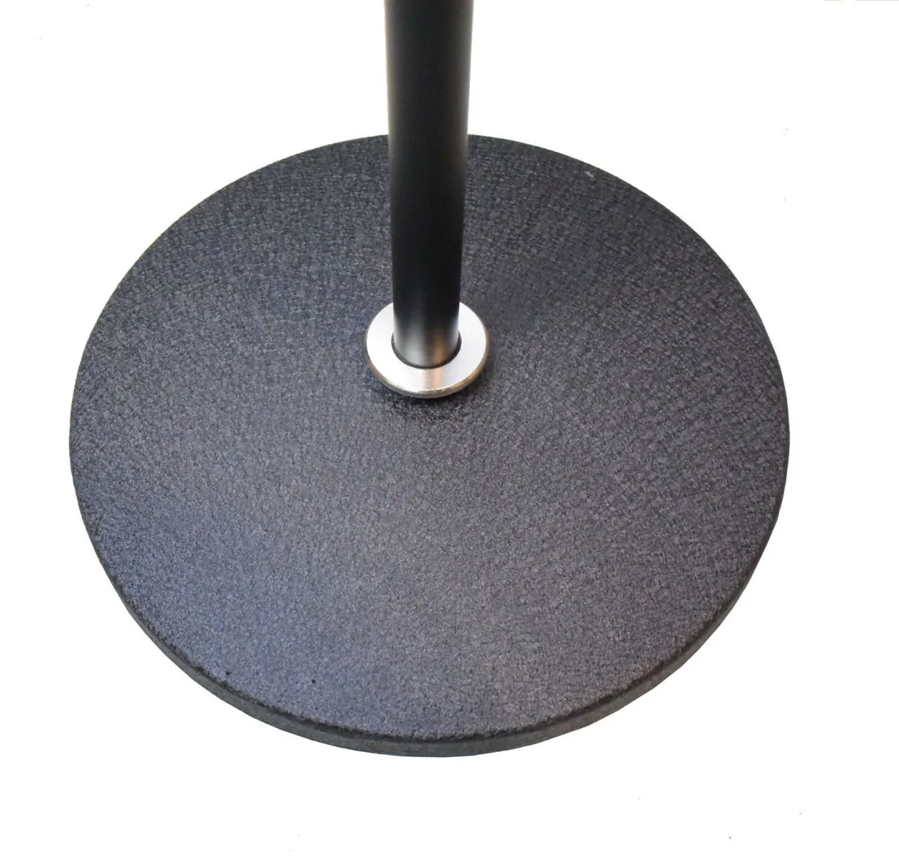 4x Soundking professional quality round base microphone stands DD053B + clips- BULK BUY - Image 3