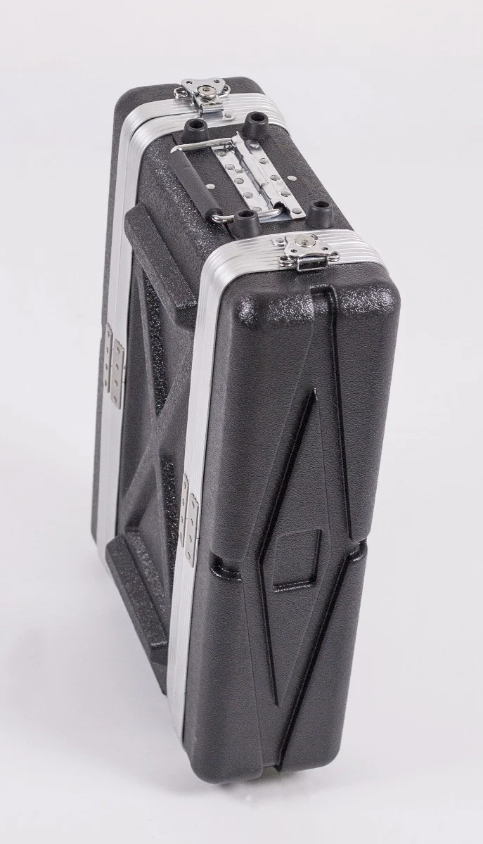ABS 2RU 19" shallow / effects case - Image 6