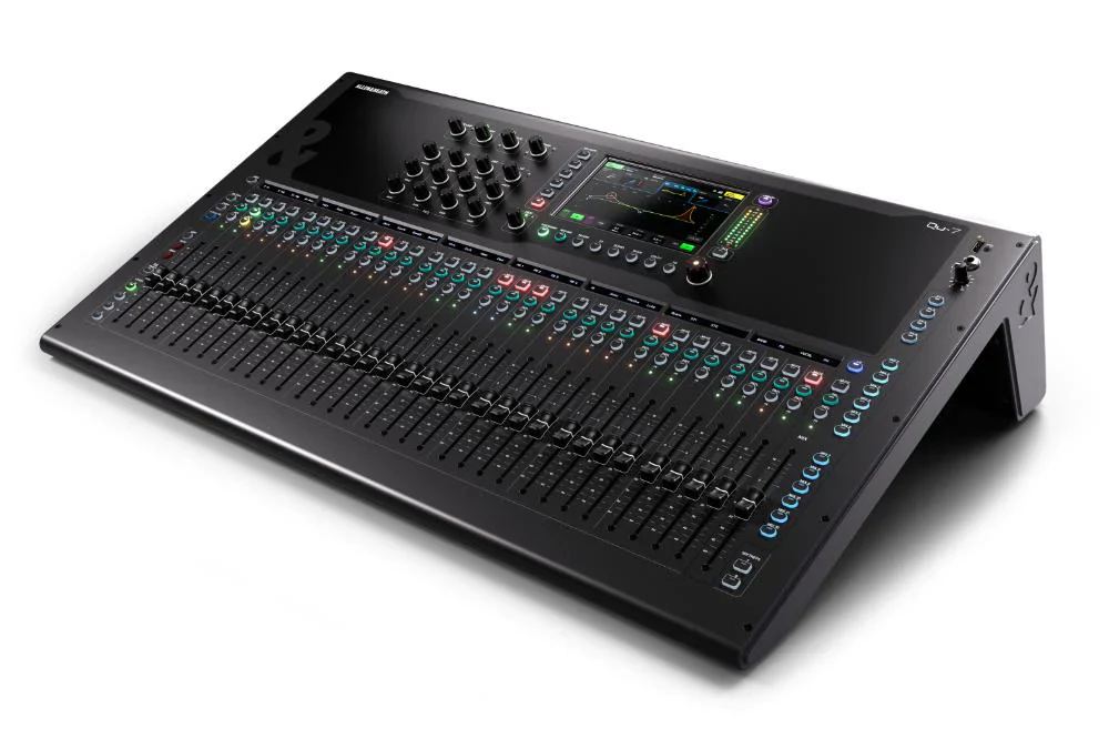 Allen & Heath QU-7 QU 32ch 96kHz mixer, 33 faders, 32/20 local I/O, 6FX - Image 2