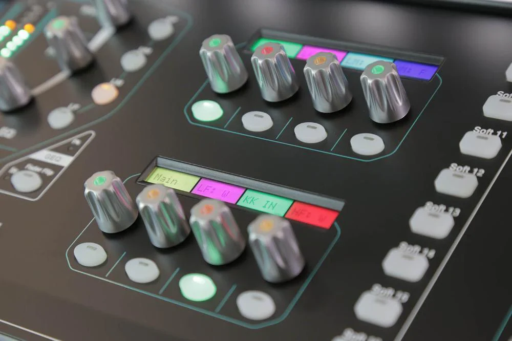 Allen & Heath SQ-7 48 Channel / 36 Bus / 33 Fader Digital Mixer - Image 7