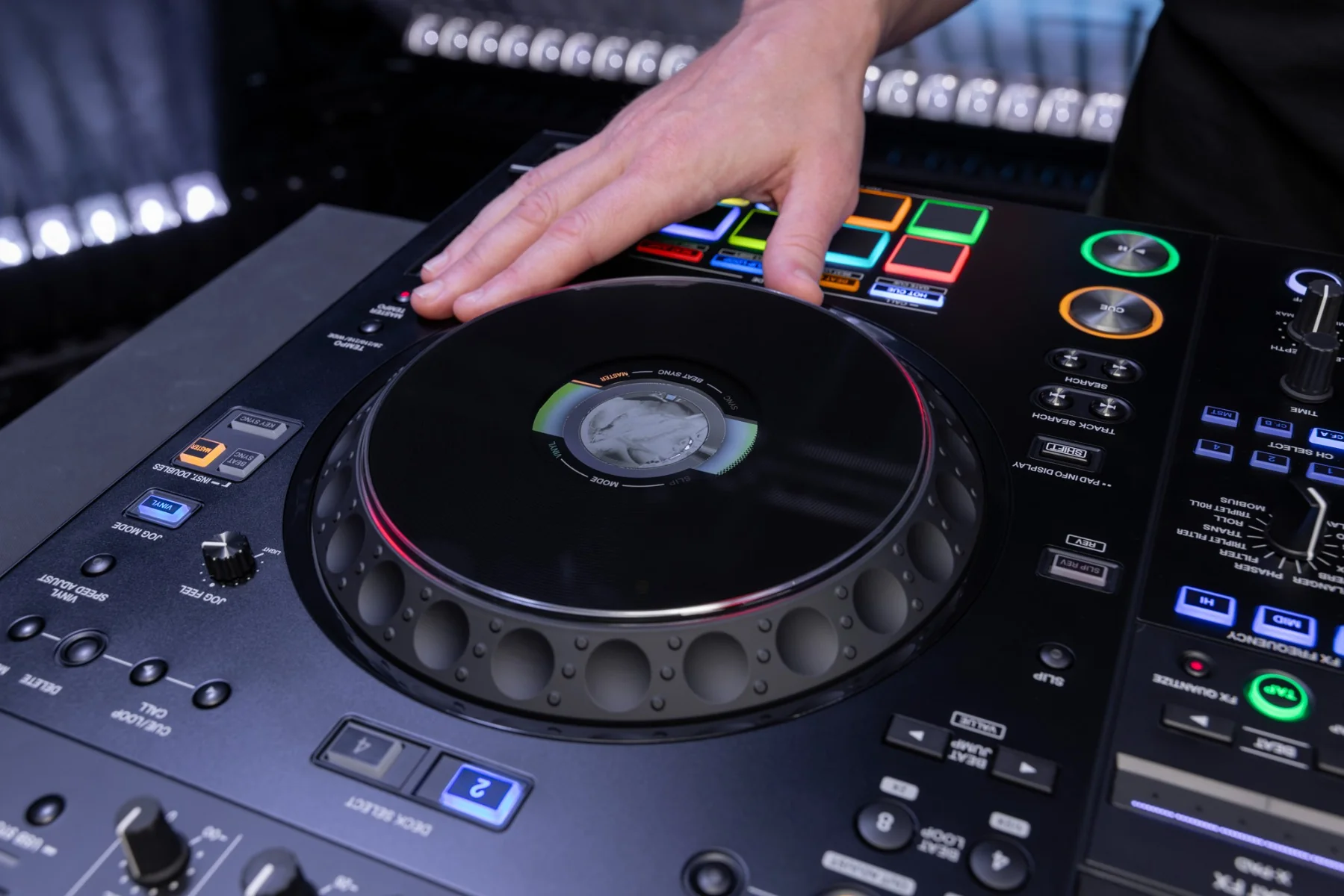 AlphaTheta XDJ-AZ 4-Channel All-In-One Standalone DJ Controller - Image 11