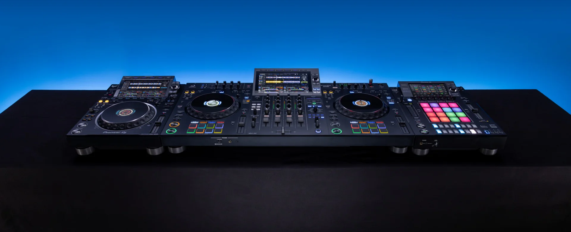 AlphaTheta XDJ-AZ 4-Channel All-In-One Standalone DJ Controller - Image 28