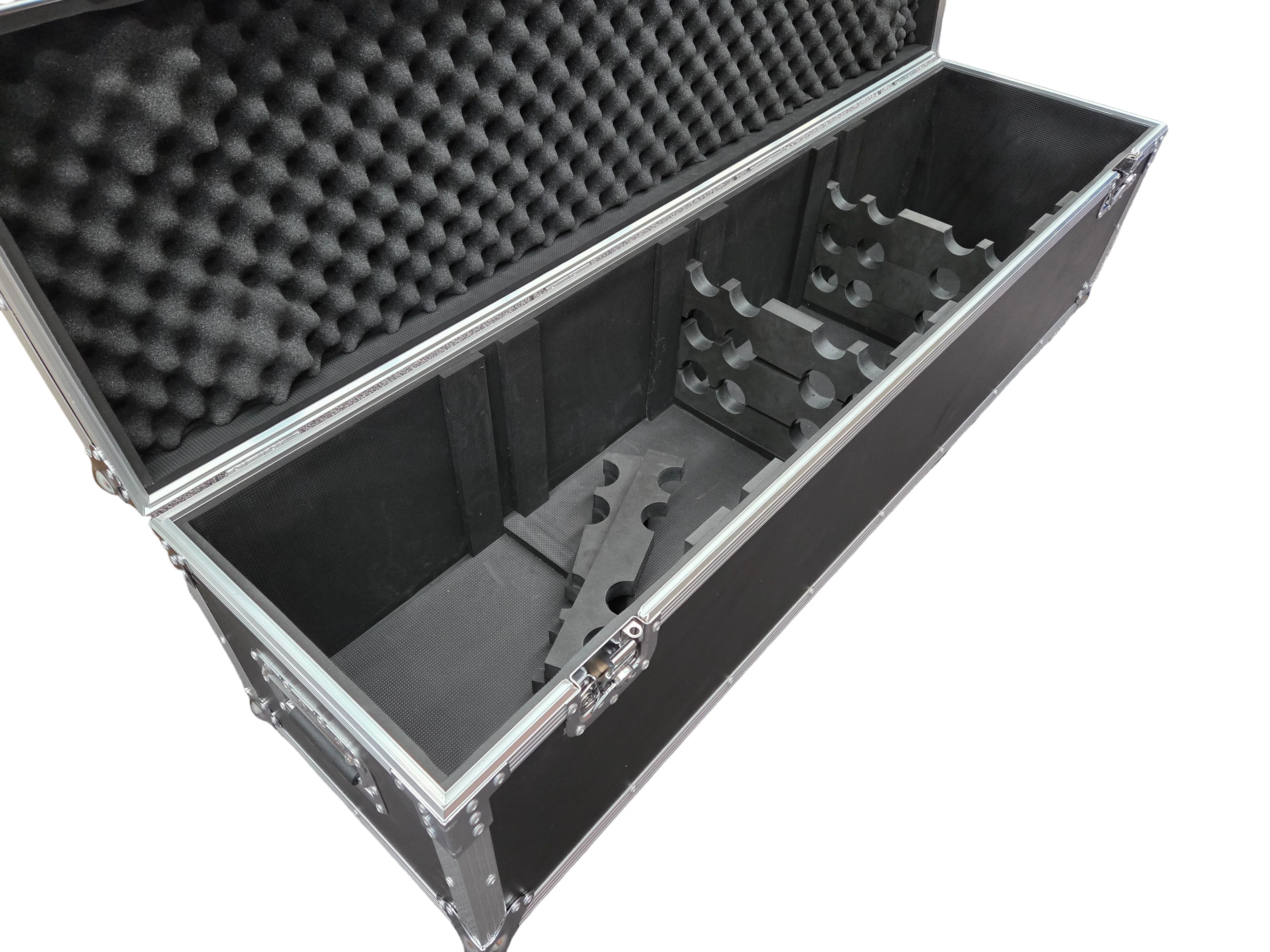 Ops Surround / backdrop kit with drapes includes flight case on wheels - Image 5