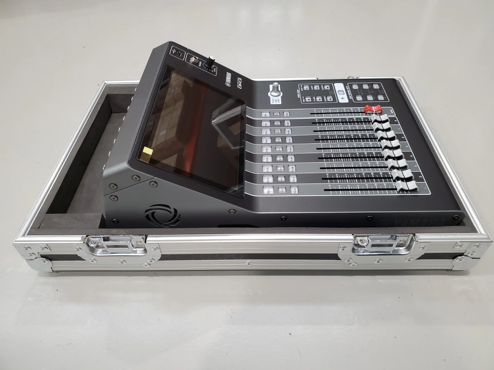 Case To Go flightcase suits YAMAHA DM3 DANTE / DM3 Standard