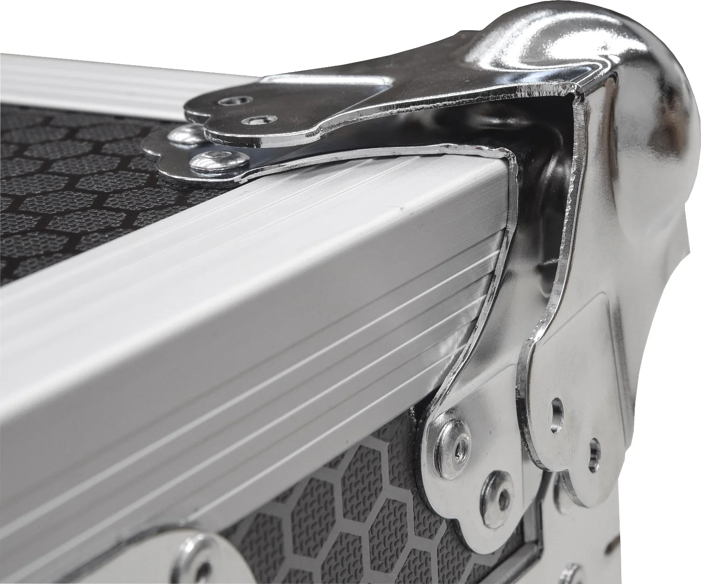 Large Ball Corners Zinc Chrome For Road Flight Case X 8 - HEAVY DUTY 2mm Steel - Image 4