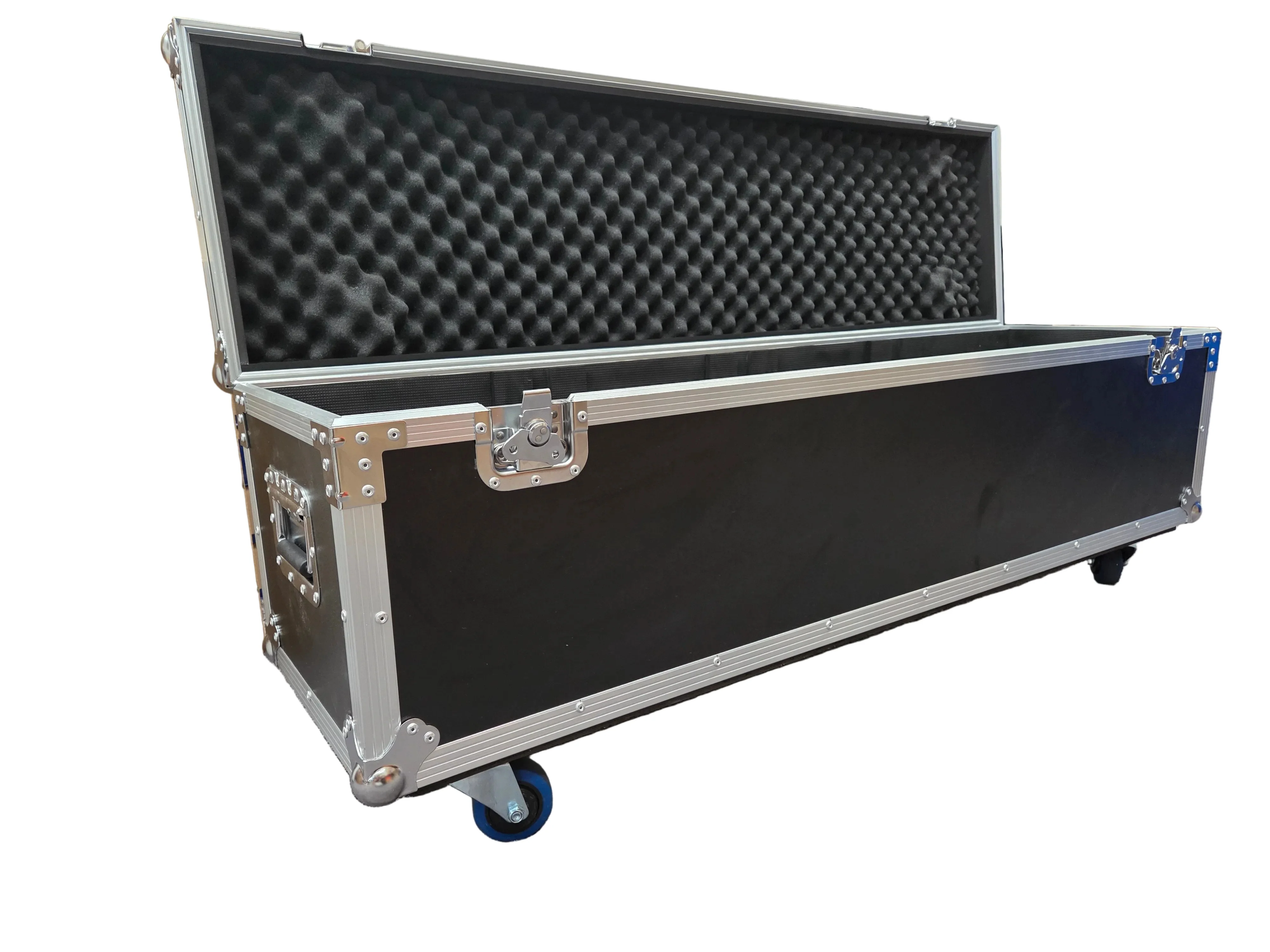 Ops surround kit case, fits 12x poles upto 1.3m long / cable packer on castors - Image 3