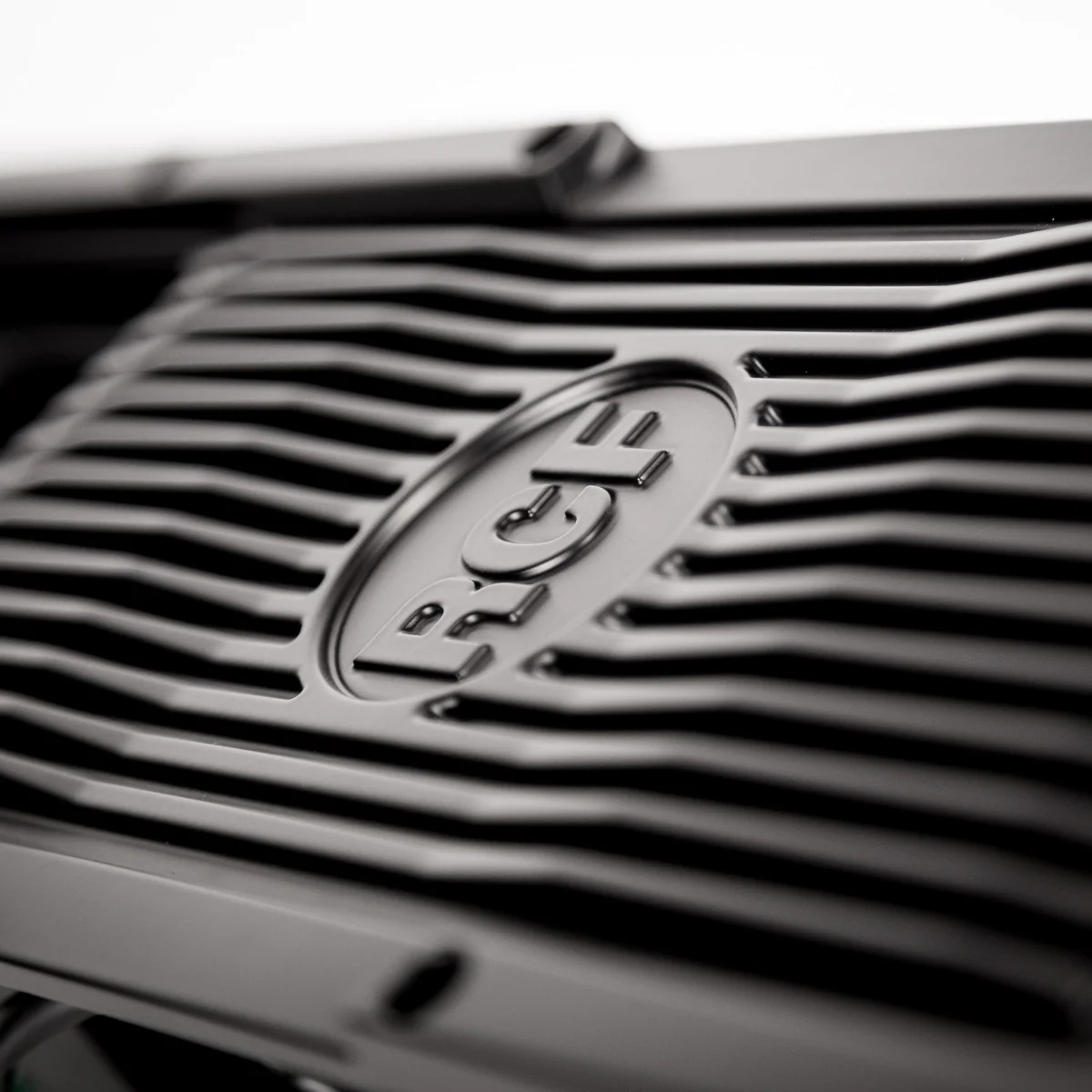 RCF HDL 12-AS ACTIVE FLYABLE HIGH POWER SUBWOOFER - Image 8