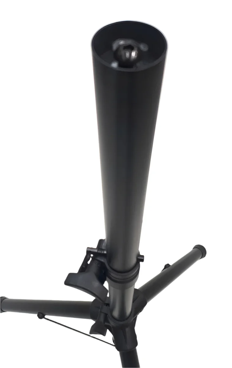 Soundking DB101 compact tripod speaker stand 35mm diameter with M8 bolt - Image 3