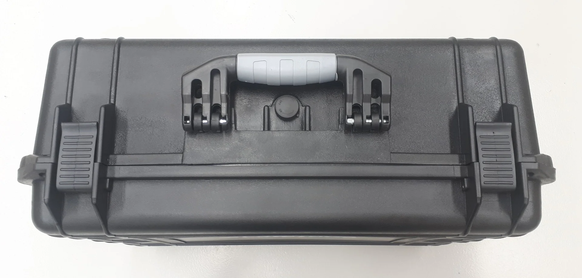 Utility ABS waterproof protective storage hard case with purge valve 50x35x19cm - Image 3