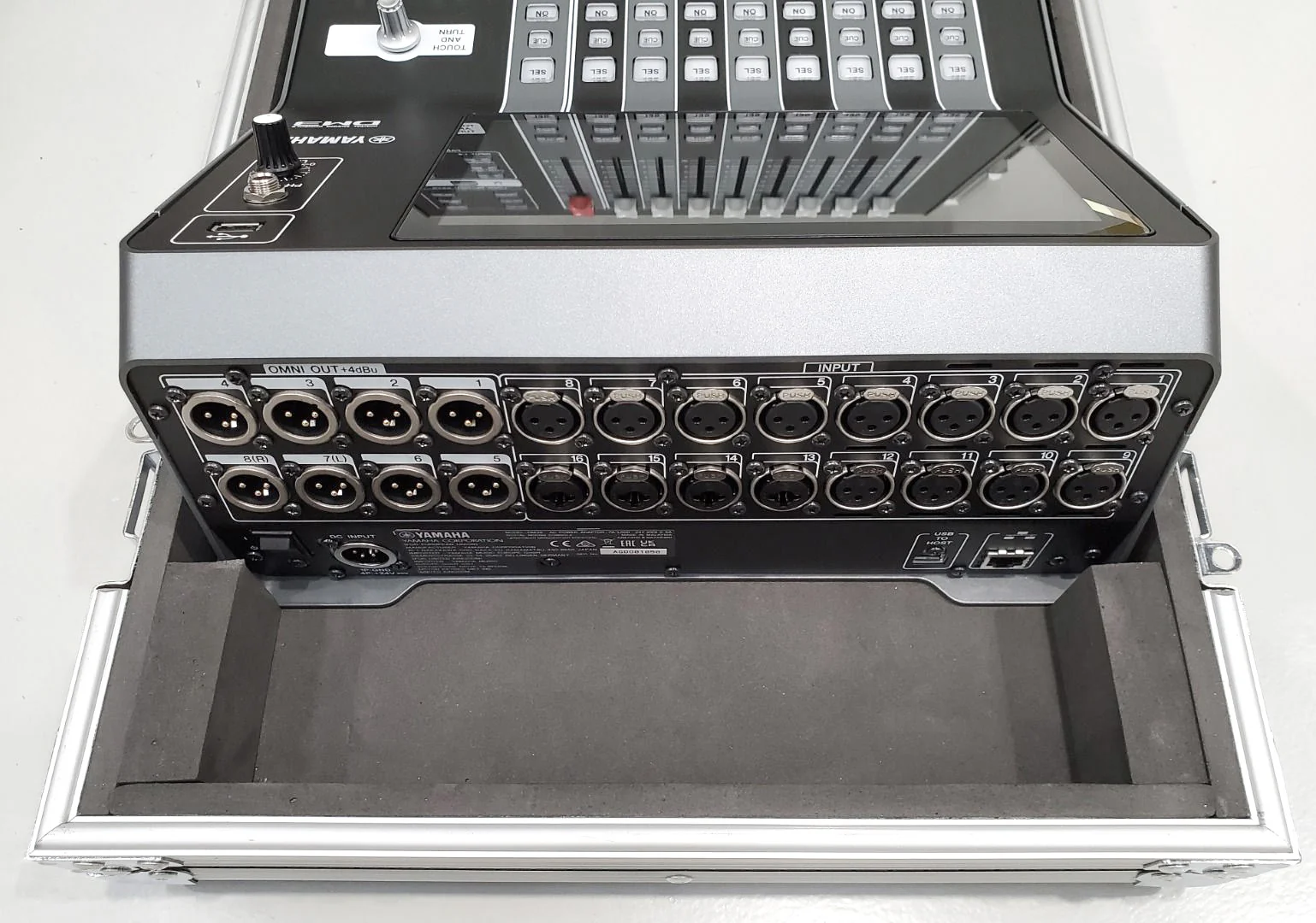 Yamaha DM3 DANTE Digital Mixer with ROAD CASE - Image 10