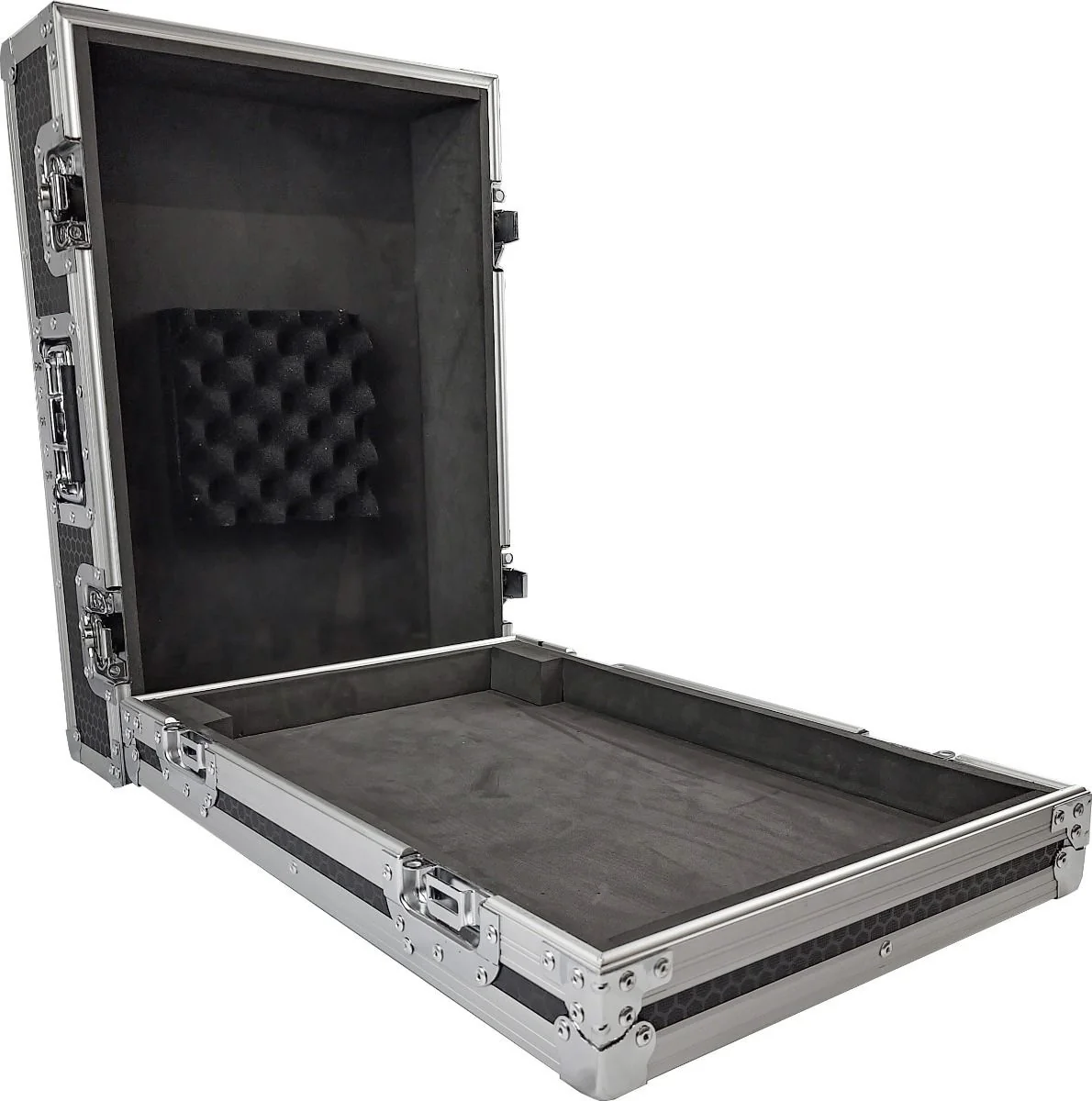 Yamaha DM3 DANTE Digital Mixer with ROAD CASE - Image 8